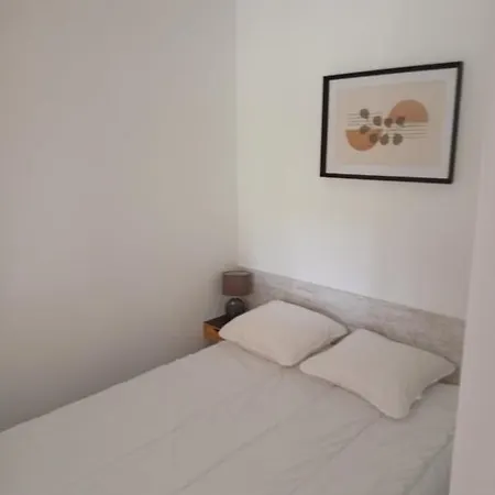 A Deux Pas De La Boulouris St Raphael Apartment *