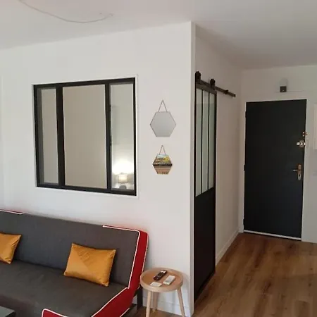 A Deux Pas De La Boulouris St Raphael Apartamento Saint-Raphaël