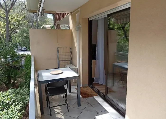 A Deux Pas De La Boulouris St Raphael Apartmán